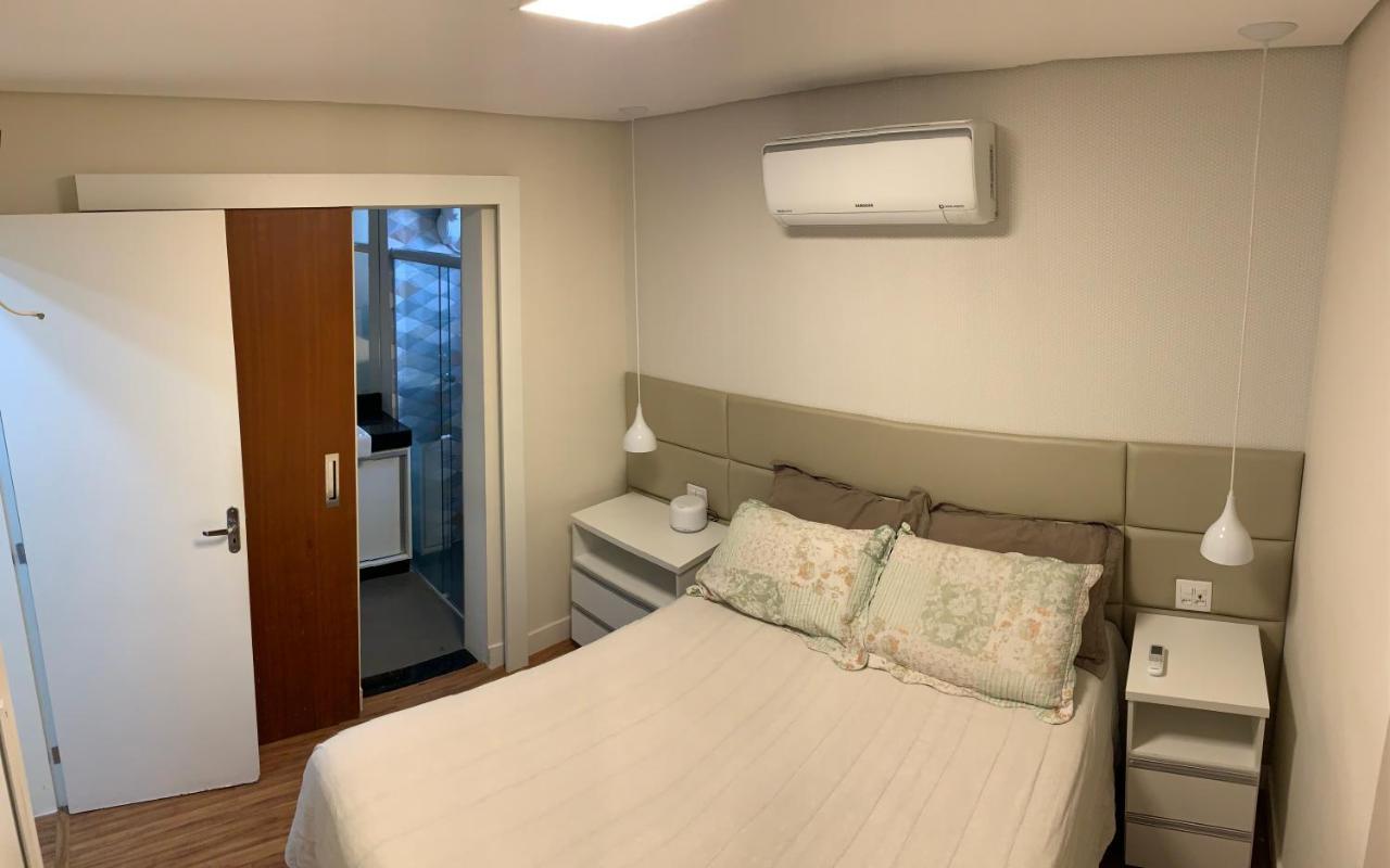 Lazer completo com Vistas de um Belo Horizonte Exterior foto